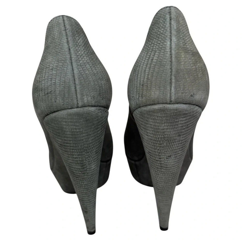 Yves Saint Laurent YSL Grey Suede Lizard Textured Platform Stiletto Pump Sz 37.5